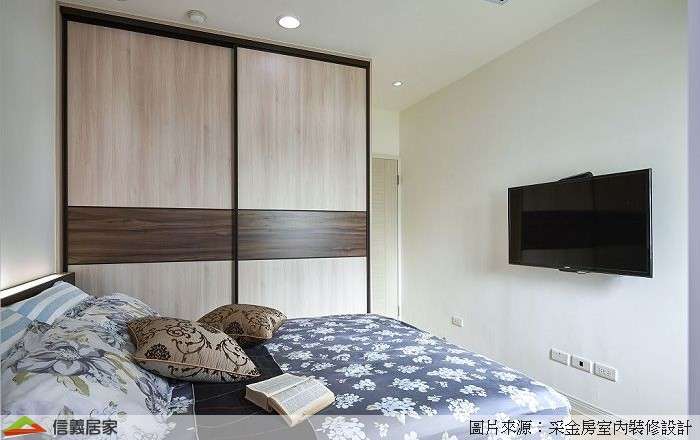 白色臥室室內裝潢設計，包括床、收納櫃裝潢圖片