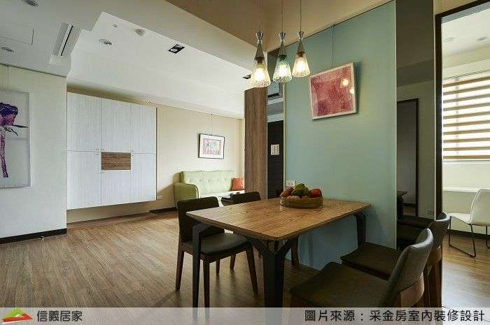 咖啡色客廳室內裝潢設計，包括吊燈、餐桌、餐椅、隔屏裝潢圖片