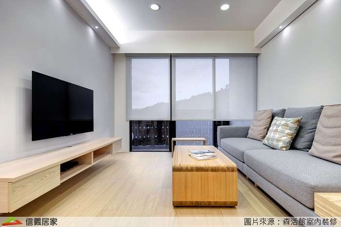 米色客廳室內裝潢設計，包括沙發、茶几、電視櫃裝潢圖片