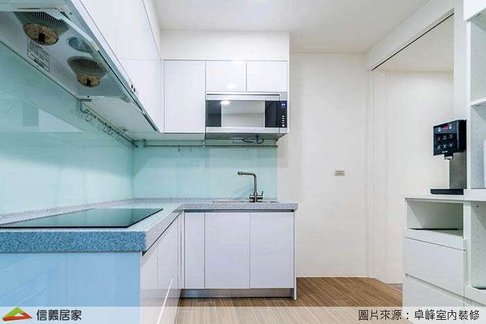 白色廚房室內裝潢設計，包括流理台裝潢圖片
