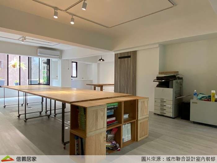 白色商業空間,白色辦公室室內裝潢設計，包括矮櫃、置物櫃、辦公桌裝潢圖片