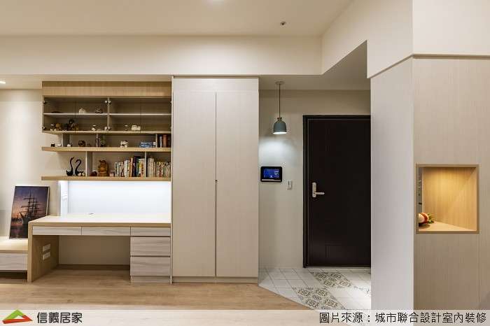 白色客廳,白色玄關室內裝潢設計，包括收納櫃、吊燈、矮櫃、書桌、置物櫃裝潢圖片