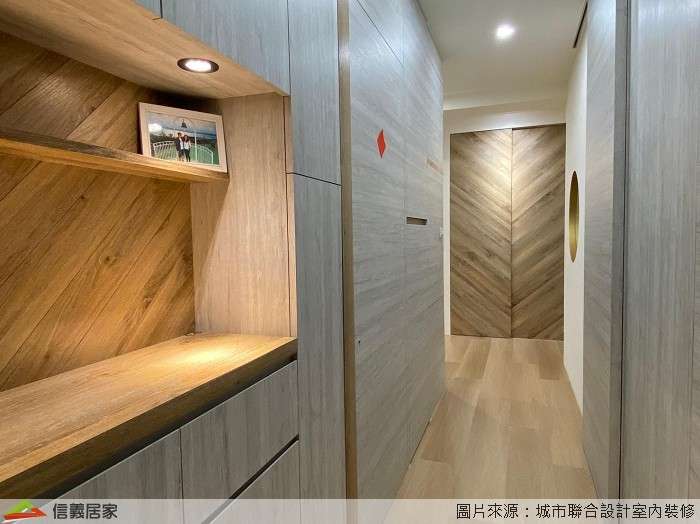 米色玄關室內裝潢設計，包括置物櫃裝潢圖片