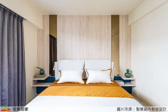 白色臥室室內裝潢設計，包括窗簾、床、床頭主牆裝潢圖片